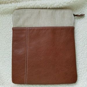 •Miche• Tablet Sleeve